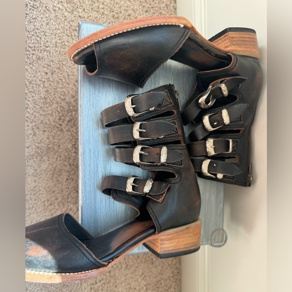 Free bird sandals size 10 - Picture 11 of 14